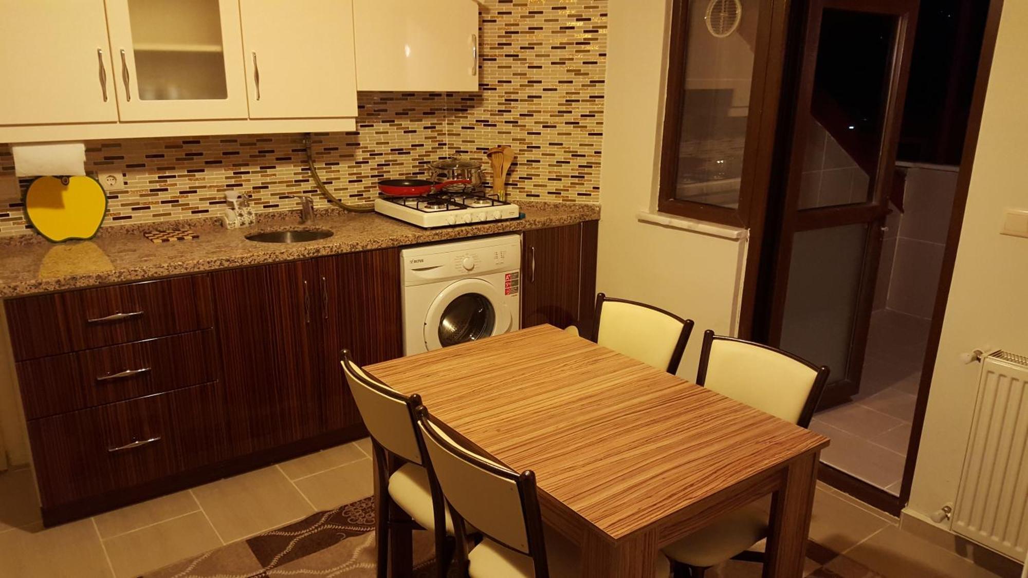 Ahenk Apartment ทรับซอน ภายนอก รูปภาพ